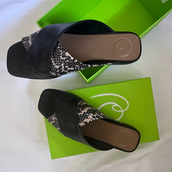 Sam Edelman Sandal - Picture 3 of 5